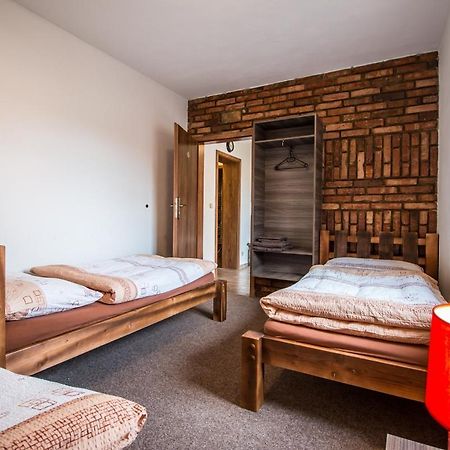 Apartmany U Babicky Mutenice Bagian luar foto